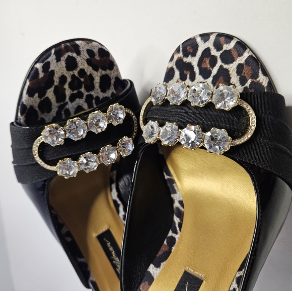 Beverly Feldman Black Peep Toe Heels Open Back 8M Rhinestones Kitten Heel - Picture 7 of 17